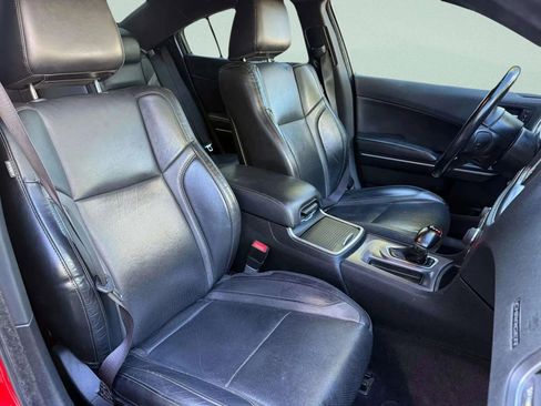 Used 2020 Dodge Charger SXT w/ Leather Interior Group image 8