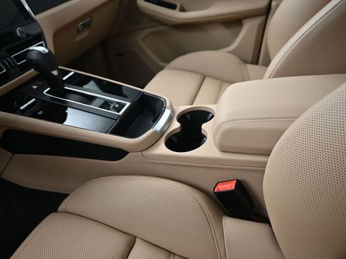 Used 2026 Porsche Macan GTS image 22