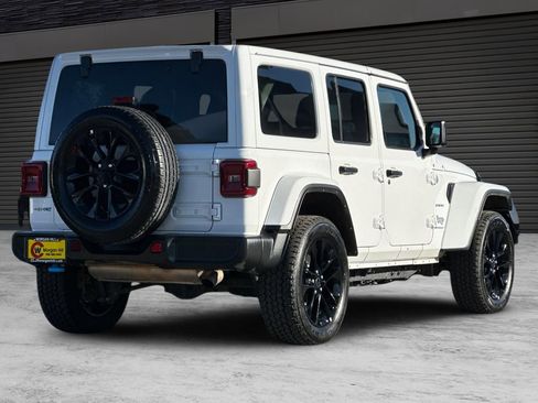 Used 2024 Jeep Wrangler Unlimited Sahara AWD/4WD image 4