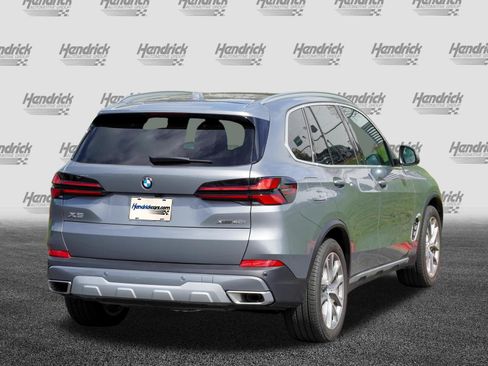 Used 2026 BMW X5 xDrive40i AWD/4WD image 8