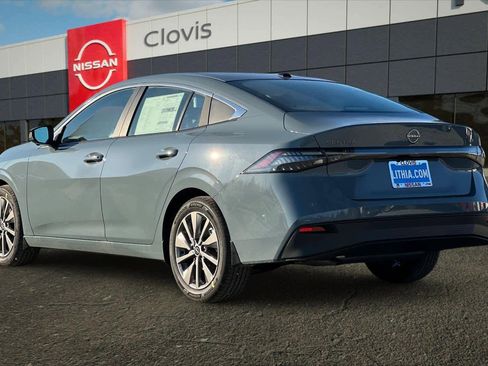 New 2026 Nissan Sentra SL image 7