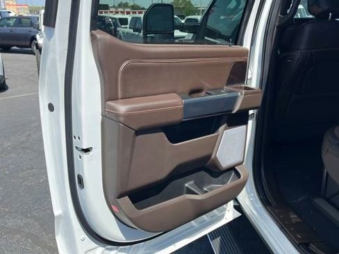 Used 2025 Ford F350 King Ranch AWD/4WD image 13
