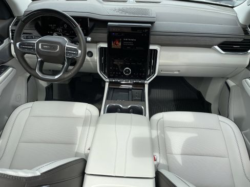 Certified 2025 GMC Acadia Denali w/ Super Cruise Package image 13