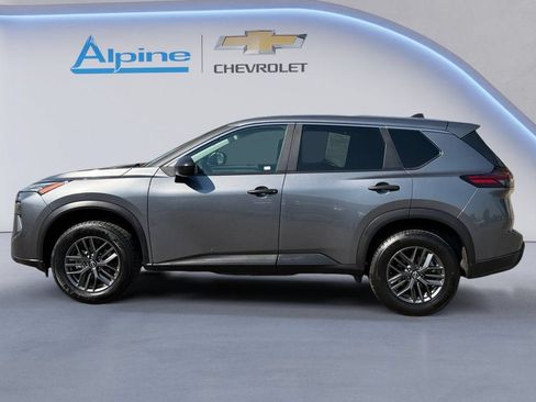 Used 2024 Nissan Rogue S FWD image 2