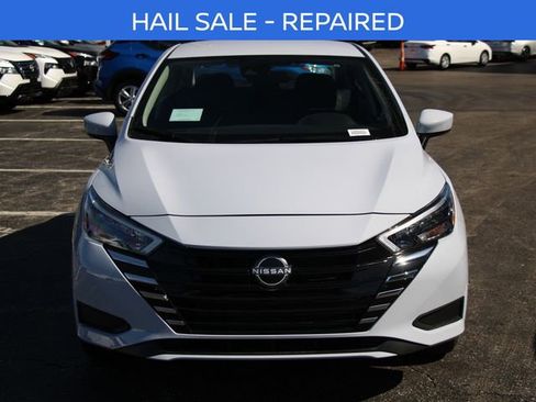 New 2025 Nissan Versa SV w/ Trunk Package FWD image 7
