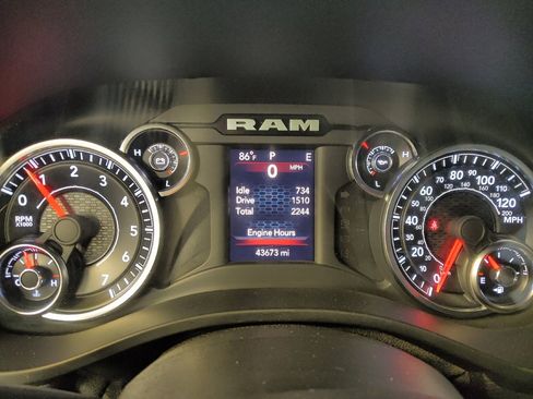 Used 2022 RAM 1500 Big Horn RWD image 23