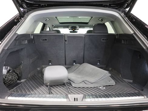 Used 2025 Audi Q5 Premium w/ Convenience Package AWD/4WD image 28