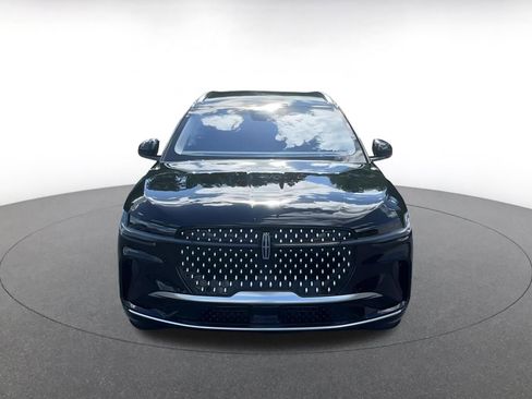 Used 2024 Lincoln Nautilus Reserve image 4