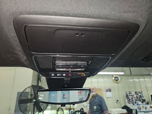 New 2026 GMC Acadia Denali Ultimate w/ LPO, All-Weather Package image 17