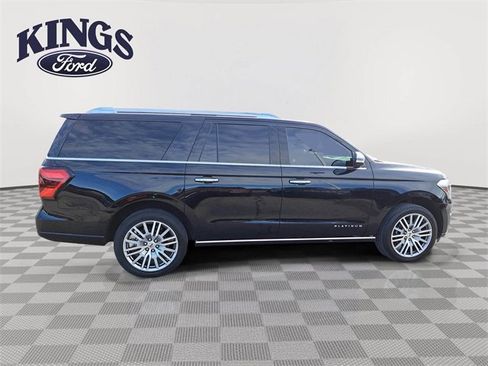 Certified 2022 Ford Expedition Max Platinum image 6