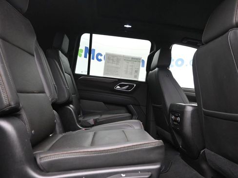 Used 2021 Chevrolet Suburban High Country image 9