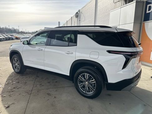 Certified 2024 Chevrolet Traverse LT w/ Trailering Package image 7