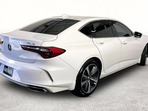 Used 2025 Acura TLX w/ Technology Package FWD image 4
