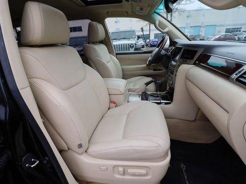 Used 2013 Lexus LX 570 4WD image 48
