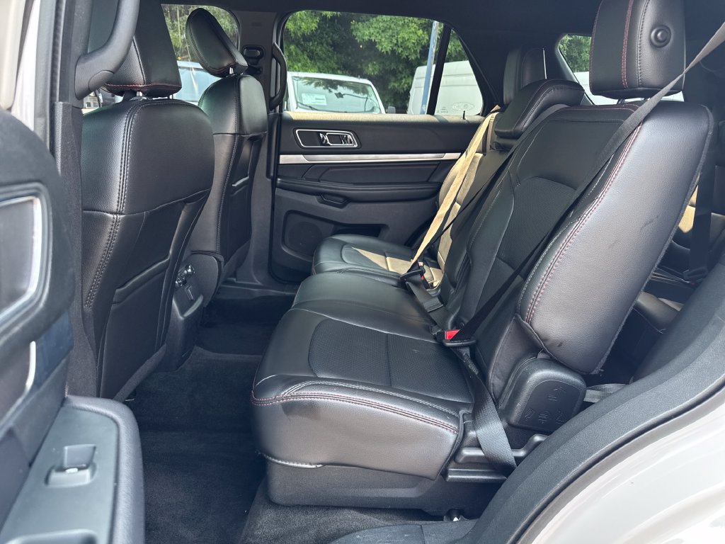 Used 2018 Ford Explorer Sport AWD/4WD image 28