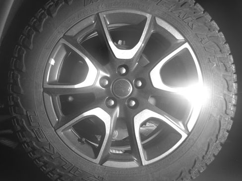 Used 2025 Jeep Compass Trailhawk AWD/4WD image 14