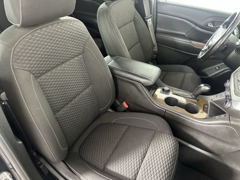 Used 2019 GMC Acadia SLE w/ Driver Alert Package I FWD image 31