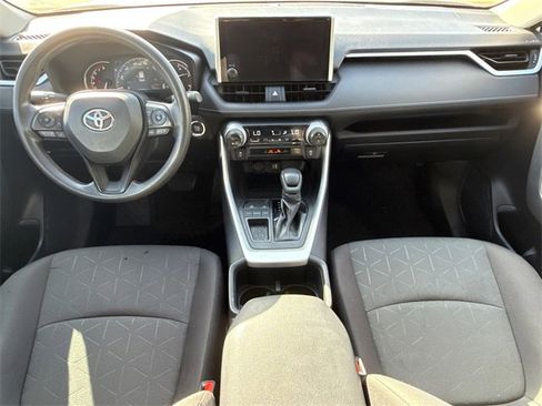 Used 2023 Toyota RAV4 XLE image 12