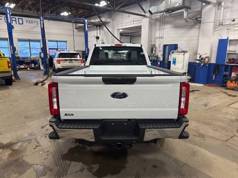 Used 2024 Ford F350 XL w/ XL Chrome Package image 8