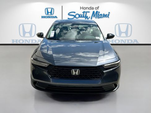 New 2025 Honda Accord SE image 2