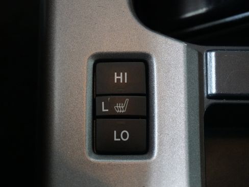 Used 2013 Toyota Sequoia Platinum image 14