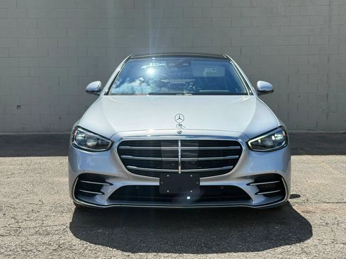 Used 2021 Mercedes-Benz S 580 4MATIC Sedan w/ AMG Line image 17