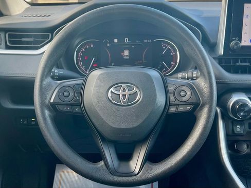 Used 2024 Toyota RAV4 XLE image 21