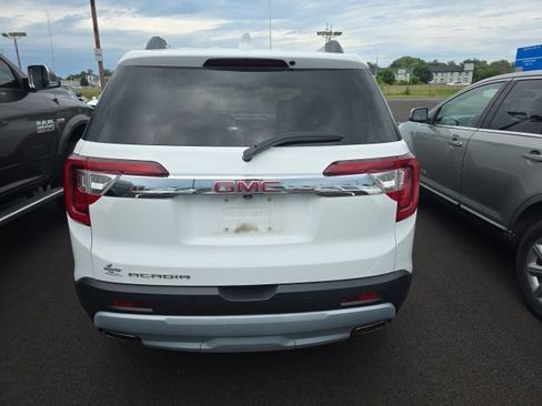 Used 2021 GMC Acadia SLT FWD image 3