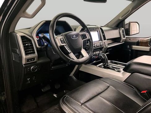 Used 2018 Ford F150 Lariat w/ Equipment Group 502A Luxury AWD/4WD image 12