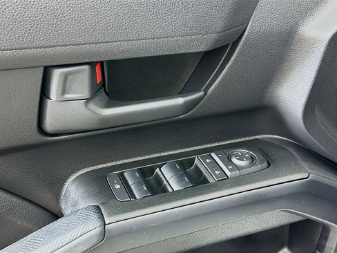 Used 2025 Toyota 4Runner TRD Off-Road image 15