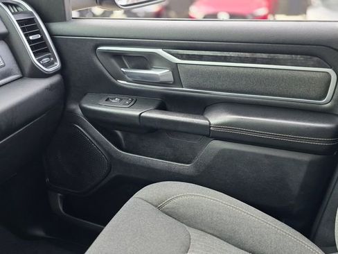 Used 2019 RAM 1500 Big Horn image 25