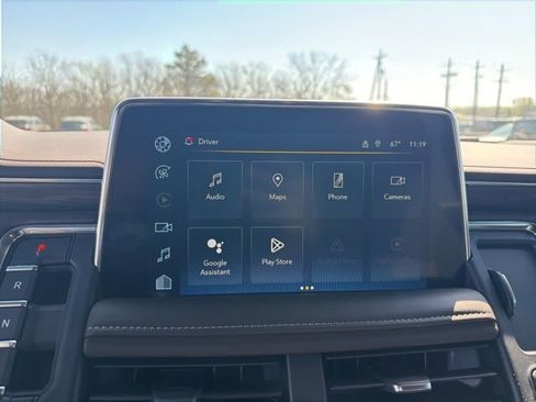 Used 2024 Chevrolet Tahoe Z71 w/ Z71 Off-Road Package image 7