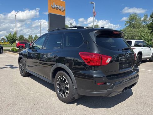 Used 2020 Nissan Pathfinder SL AWD/4WD image 3