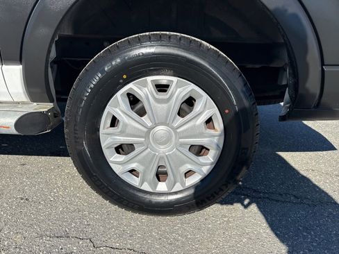 Used 2022 Ford Transit 250 Low Roof w/ Exterior Upgrade Package image 23