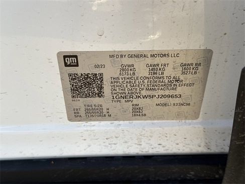 Used 2023 Chevrolet Traverse RS image 37