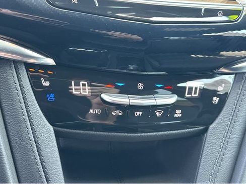 Certified 2023 Cadillac XT6 Sport w/ Technology Package AWD/4WD image 29