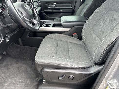 Used 2020 RAM 1500 Lone Star RWD image 13