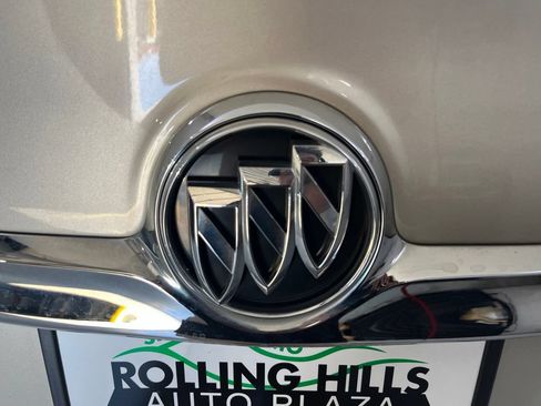 Used 2015 Buick LaCrosse FWD image 43