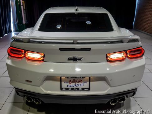 Certified 2023 Chevrolet Camaro SS RWD image 7