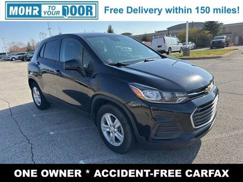 Used 2020 Chevrolet Trax LS w/ Tint and Cruise Package image 3