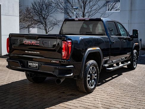 Used 2023 GMC Sierra 2500 AT4 w/ Gooseneck/5TH Wheel Package image 10