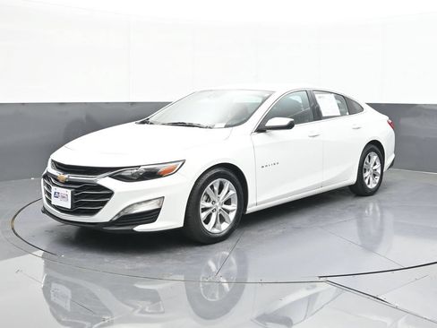Used 2023 Chevrolet Malibu LT FWD image 2