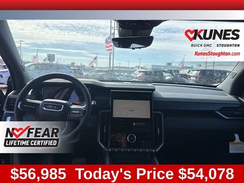 New 2026 GMC Acadia AT4 w/ Luxury Package image 37