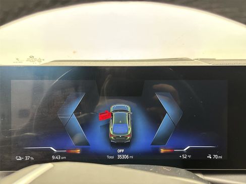 Used 2023 BMW i4 eDrive35 w/ Premium Package image 29