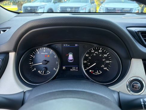 Used 2020 Nissan Rogue SL w/ Premium Package FWD image 24