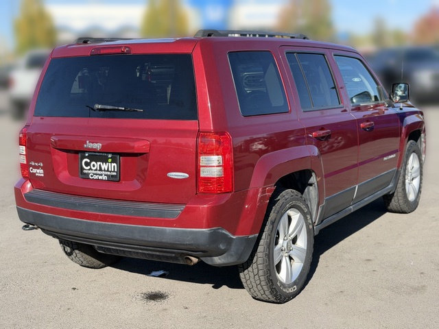 Used 2011 Jeep Patriot Latitude AWD/4WD image 13