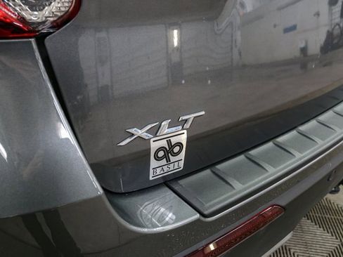 Used 2023 Ford Explorer XLT w/ Equipment Group 202A image 9