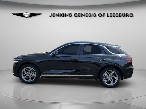 Used 2023 Genesis GV70 2.5T w/ Advanced Package image 9