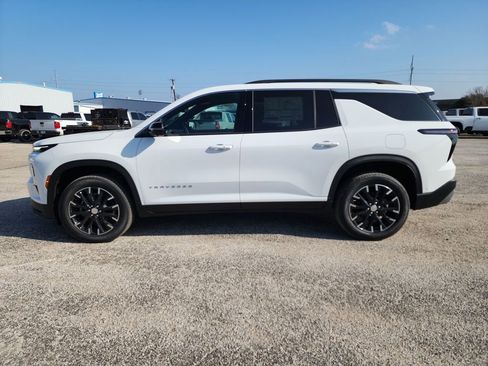 New 2026 Chevrolet Traverse LT image 4