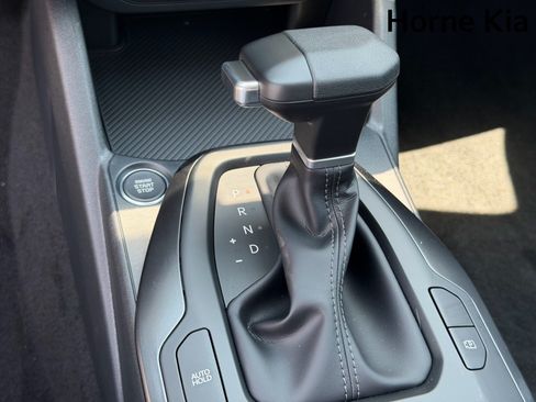 New 2026 Kia K4 FWD image 18